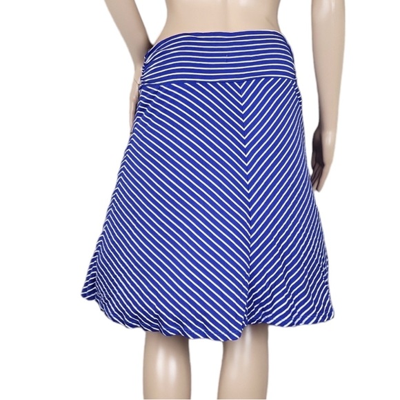 Merona Fit and Flare Blue & White Chevron Print Skater Skirt Size L - Picture 2 of 2